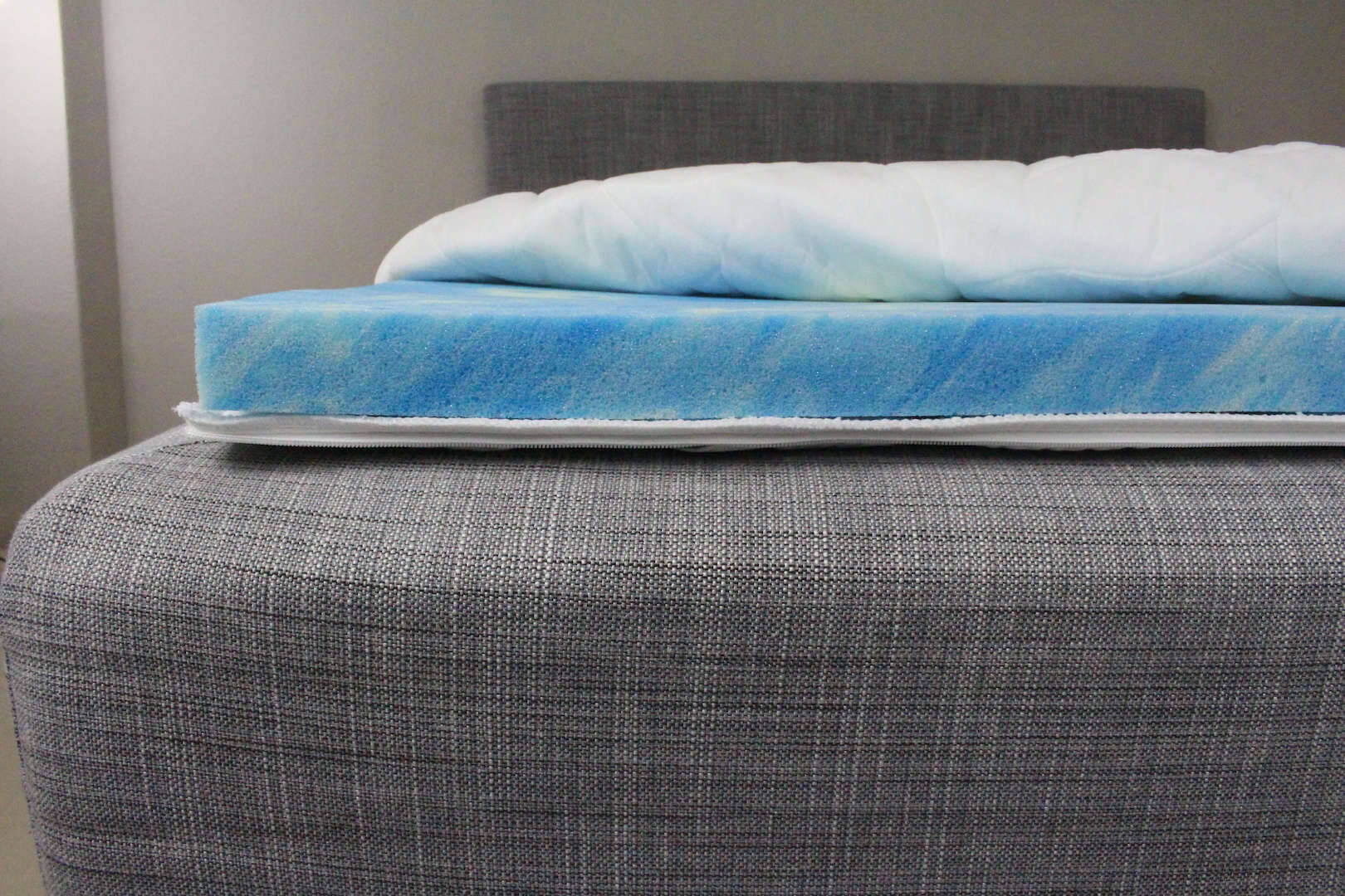 Unsere Erfahrungen mit dem Meos Gelschaum Topper (2024)